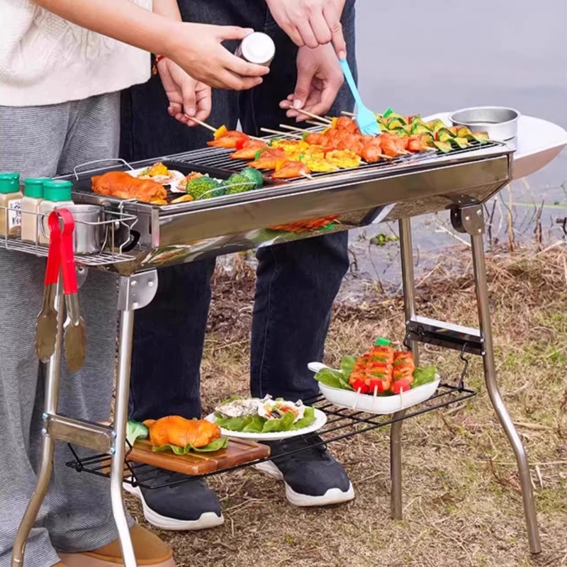 Grill de Barbecue Portable en  - Camping Cooking Requirements avis et prix